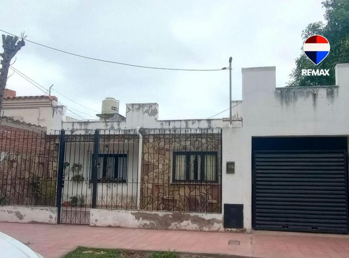Casa · 150m² · 6 Ambientes · 1 Cochera