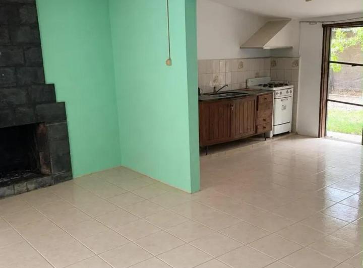 Casa · 75m² · 8 Ambientes