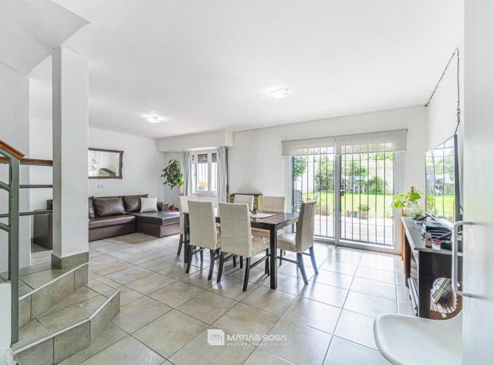 Casa · 149m² · 4 Ambientes · 1 Cochera