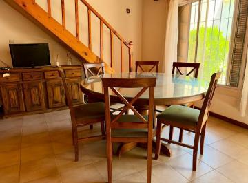 Casa · 54m² · 2 Ambientes · 1 Cochera · Dúplex en Venta San Bernardo