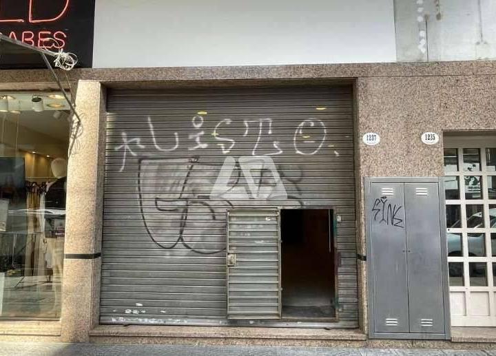 Local comercial · 77m²