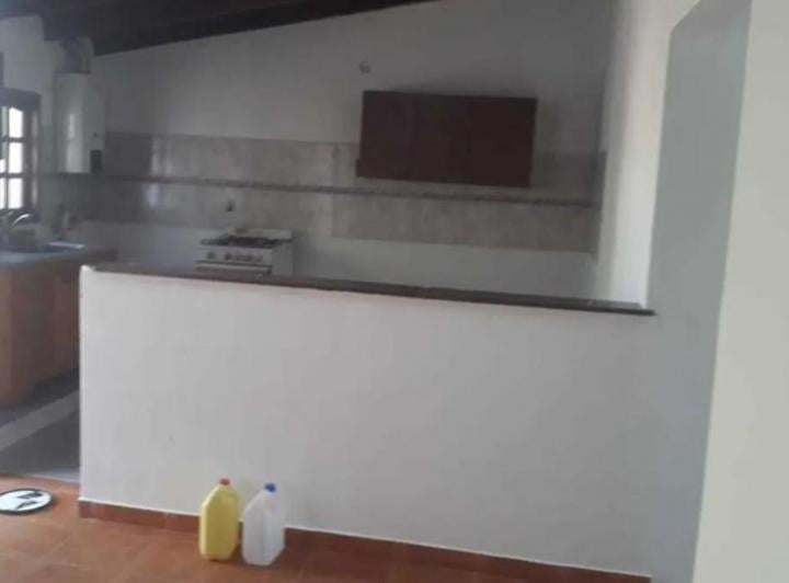 Casa · 86m² · 3 Ambientes · 3 Cocheras