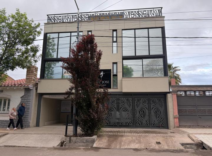 Casa · 65m² · 2 Dormitorios · 1 Cochera