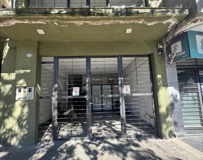 Local comercial · 160m² · 2 Ambientes