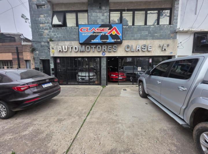 Local comercial · 130m² · 2 Ambientes