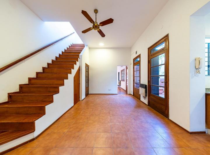 Casa · 167m² · 6 Ambientes · 1 Cochera