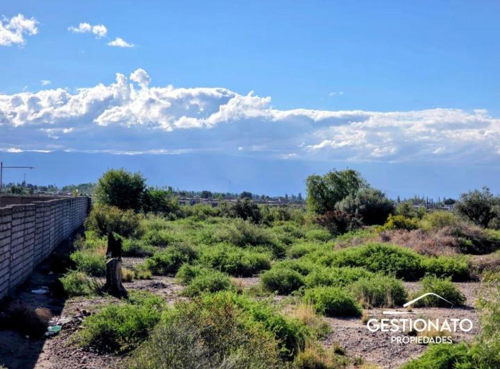 Terreno · 5700m²