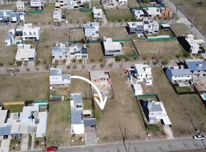 Terreno · 350m²