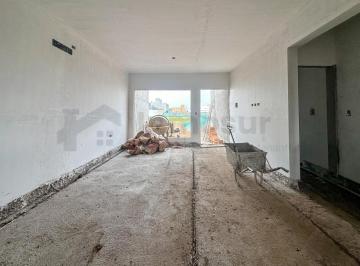 Casa · 105m² · 2 Dormitorios · 1 Cochera · Duplex Venta 2 Dorm 3 Baños Planta Baja Quebradas de Manantiales