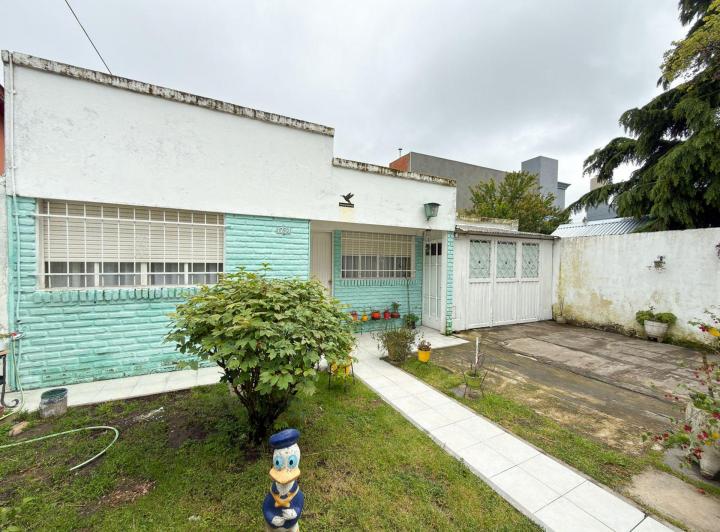 Casa · 126m² · 4 Ambientes · 1 Cochera