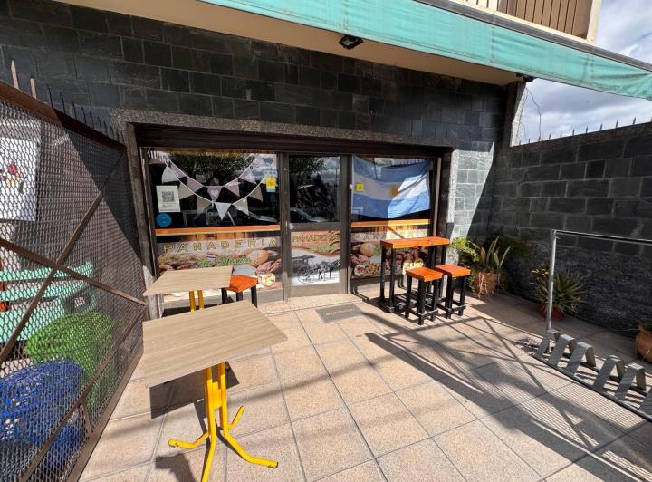 Local comercial · 64m² · 2 Ambientes · 1 Cochera