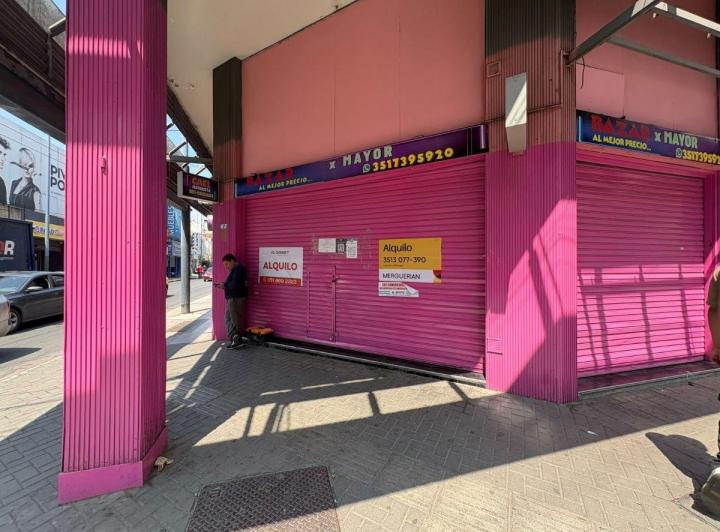Local comercial · 700m² · 2 Ambientes