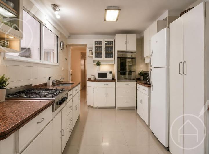 Departamento · 175m² · 5 Ambientes · 1 Cochera