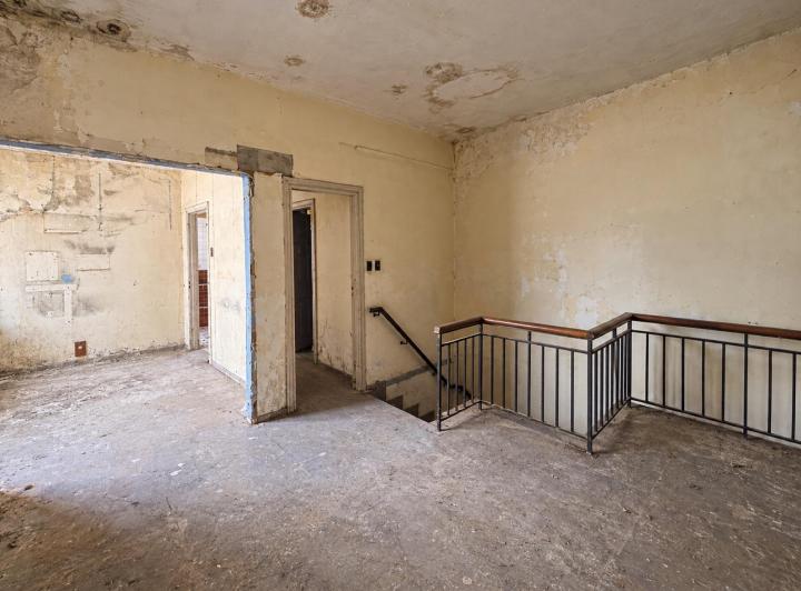 Casa · 160m² · 5 Ambientes · 1 Cochera