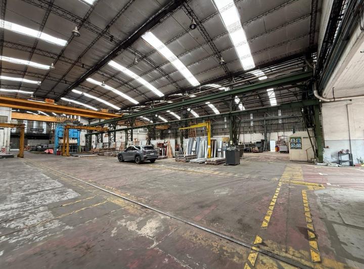 Depósito · 6600m²