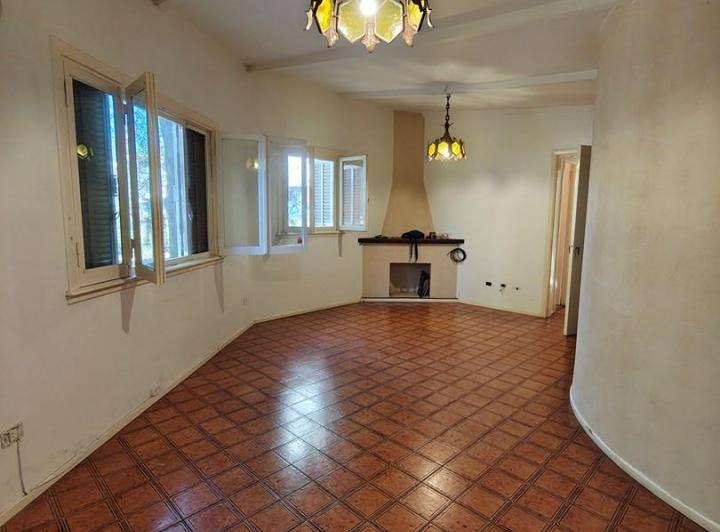 Casa · 159m² · 5 Ambientes · 1 Cochera