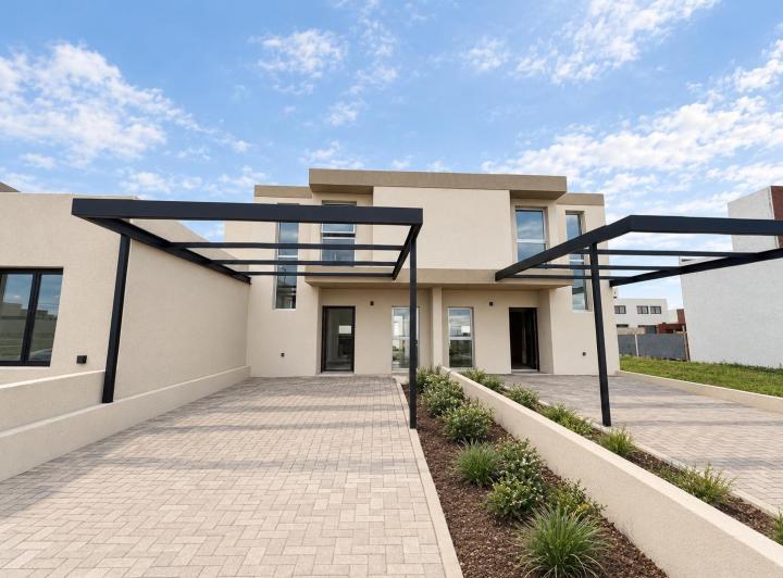 Casa · 180m² · 5 Ambientes · 1 Cochera