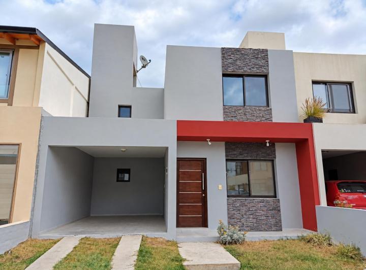 Casa · 159m² · 4 Ambientes · 1 Cochera