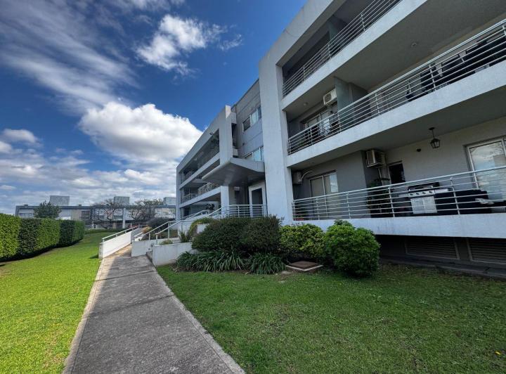 Departamento · 110m² · 9 Ambientes · 1 Cochera