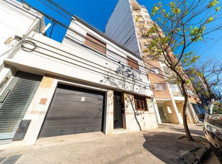 Casa · 160m² · 4 Ambientes · 1 Cochera