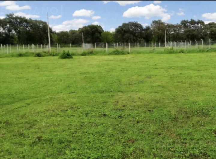 Terreno · 1600m²