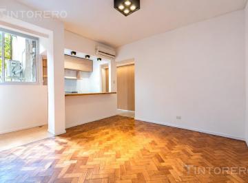 Departamento · 37m² · 2 Ambientes · Alquiler Departamento de Dos Ambientes en San Telmo
