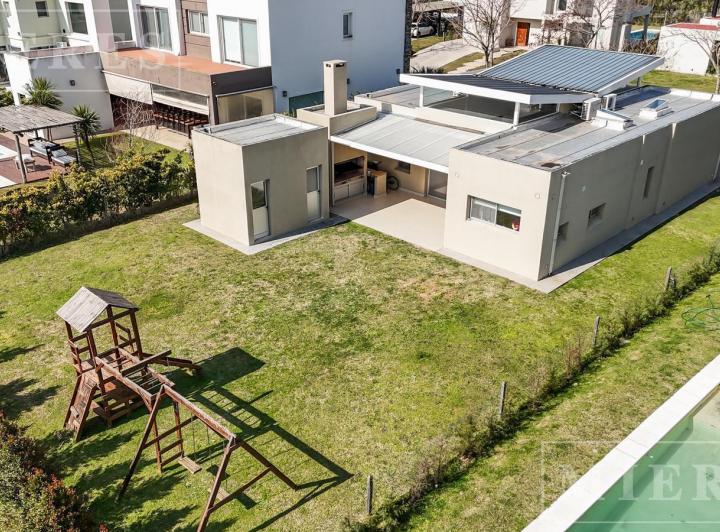 Casa · 171m² · 5 Ambientes