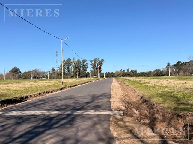 Terreno · 300m²