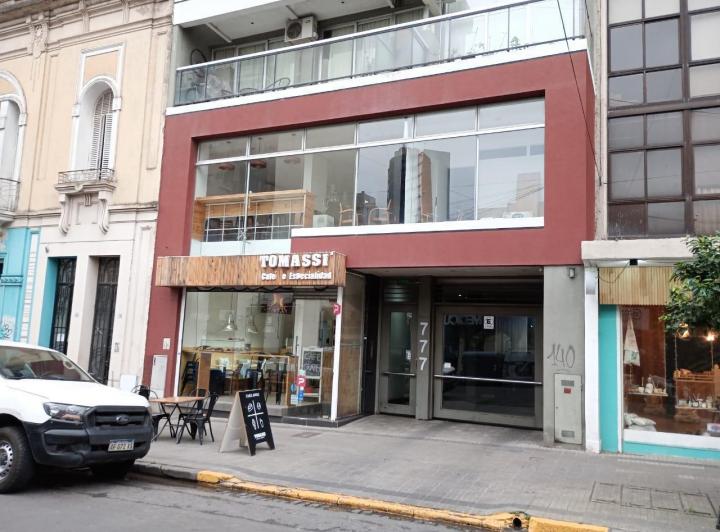 Local comercial · 126m² · 3 Ambientes