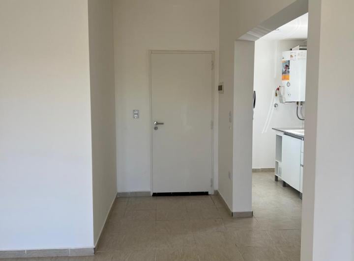 Departamento · 80m² · 4 Ambientes · 1 Cochera