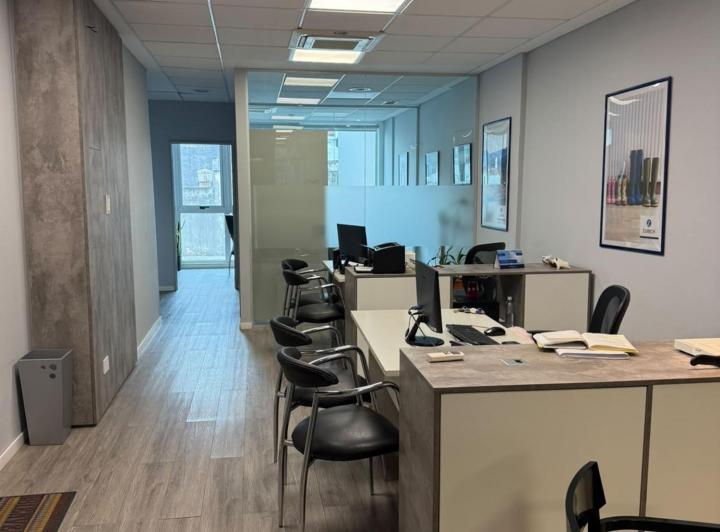 Oficina comercial · 100m²