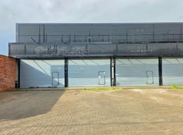 Local comercial · 70m² · 1 Ambiente · 2 Cocheras · Locales Comerciales Sobre Calle Rio Negro