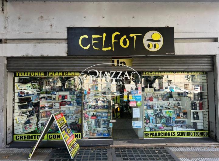 Local comercial · 180m² · 2 Ambientes