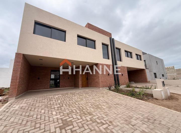 PH · 152m² · 8 Ambientes · 2 Cocheras