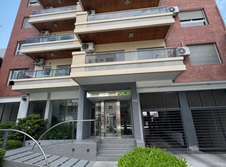 Departamento · 52m² · 2 Ambientes · 1 Cochera