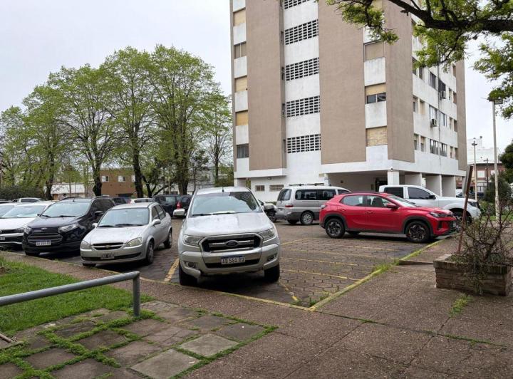 Departamento · 80m² · 4 Ambientes · 1 Cochera