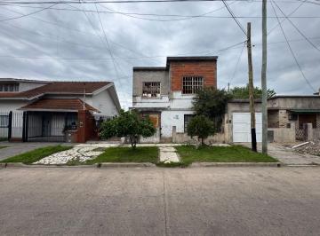 PH de 3 ambientes, Quilmes · Oportunidad Casa 3 Ambientes a Refaccionar en Venta!