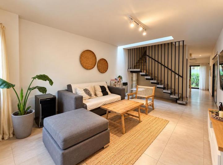 Casa · 130m² · 4 Ambientes · 2 Cocheras