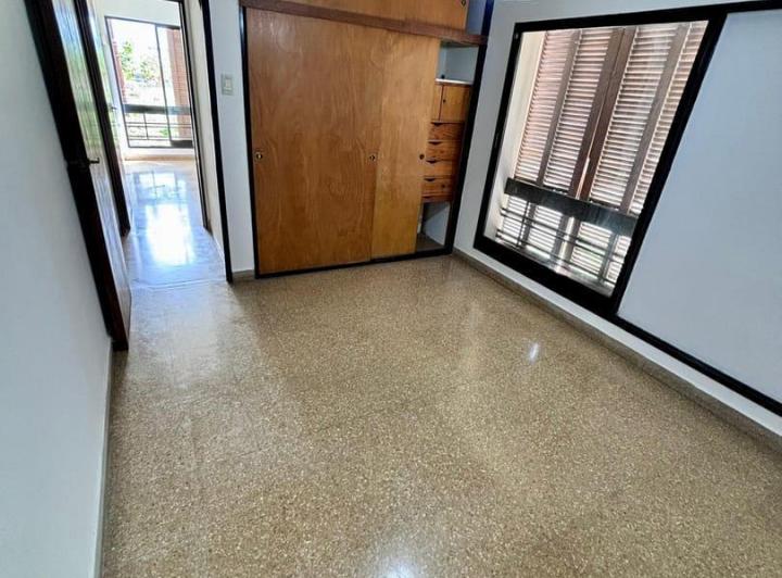 Departamento · 85m² · 6 Ambientes · 1 Cochera