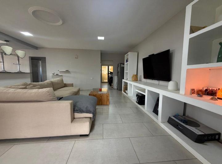 Casa · 173m² · 3 Ambientes · 1 Cochera