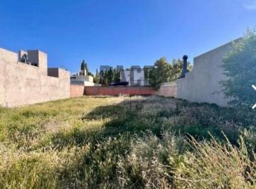 Terreno · 450m² · Venta Lote de 450 Mt en B° Residencial Manzanzar - Cipolletti
