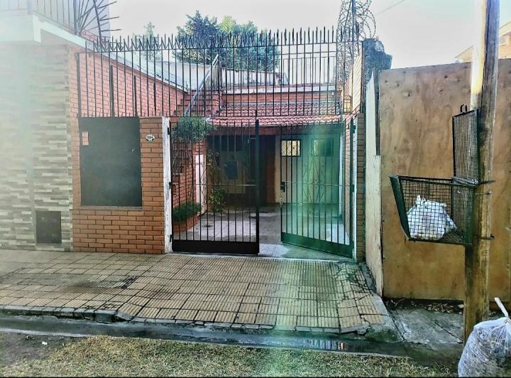 Casa · 187m² · 4 Ambientes · 1 Cochera