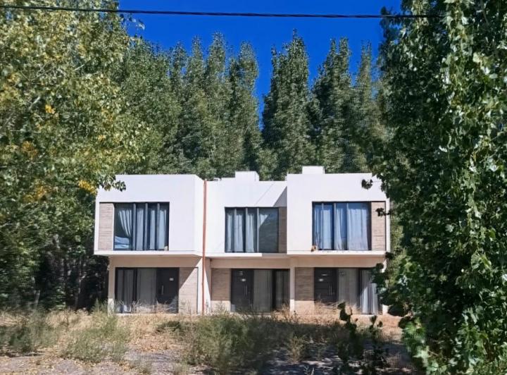 Casa · 83m² · 3 Ambientes