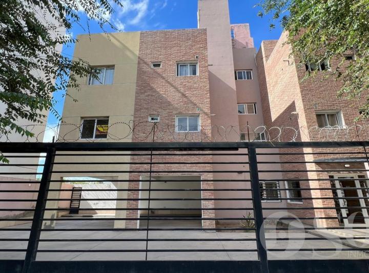 Departamento · 45m² · 2 Ambientes · 1 Cochera