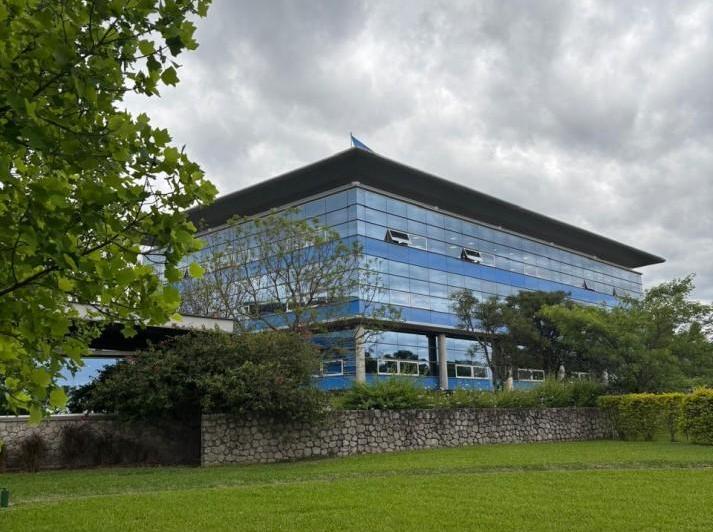 Oficina comercial · 50m² · 1 Ambiente · 1 Cochera