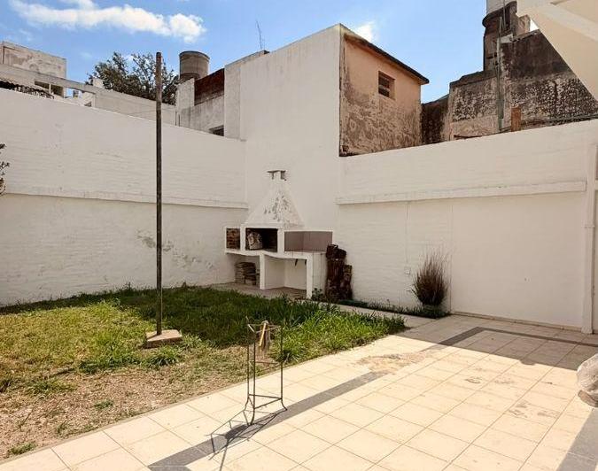 Casa · 100m² · 3 Ambientes · 1 Cochera