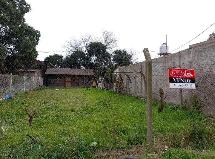 Terreno · 300m²