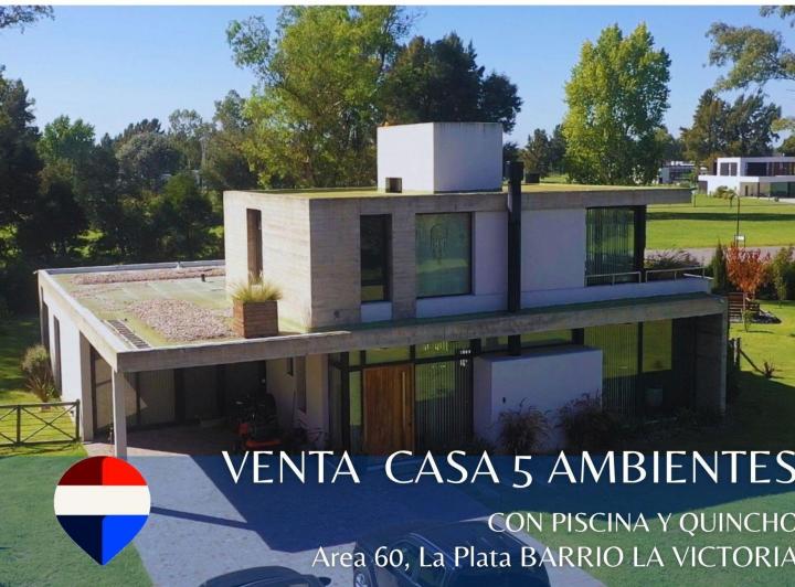 Casa · 301m² · 6 Ambientes · 2 Cocheras