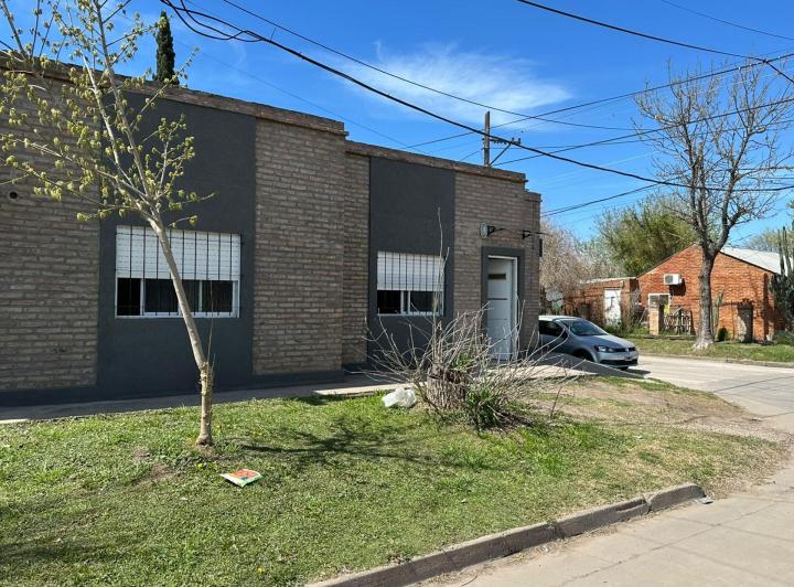 Casa · 80m² · 3 Ambientes · 1 Cochera