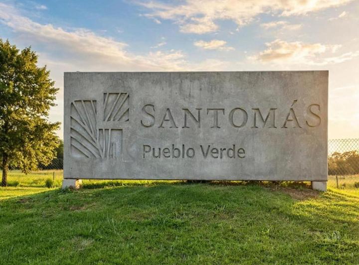 Terreno · 730m²